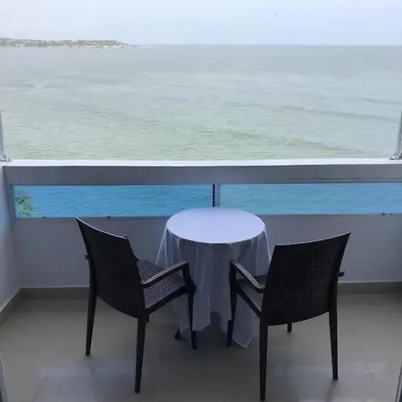 Hermoso Con Vista Al Mar Apartamento